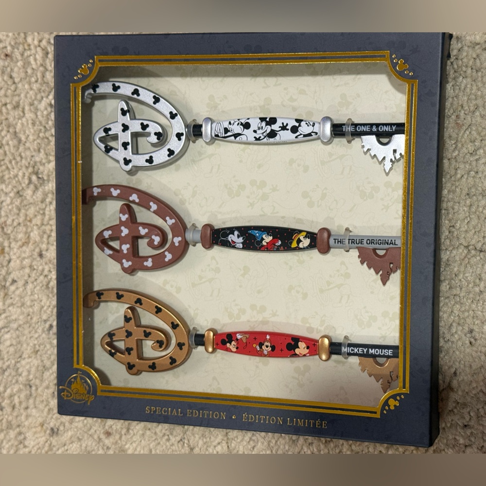 Disney Special Edition Mickey Mouse Key Set